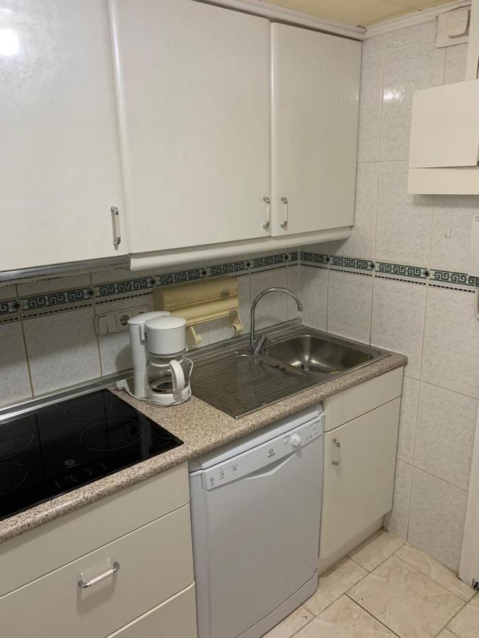 Appartement Premiere Ligne De Mer Avec Piscine روساس المظهر الخارجي الصورة