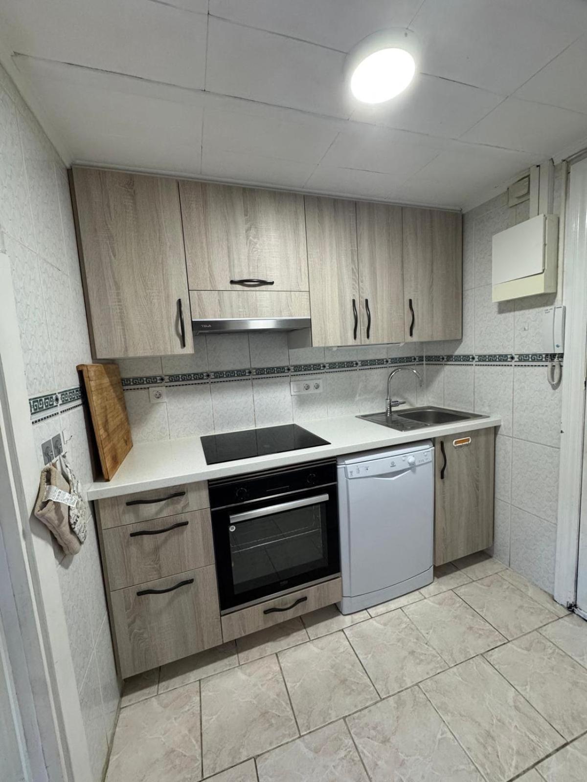 Appartement Premiere Ligne De Mer Avec Piscine روساس المظهر الخارجي الصورة